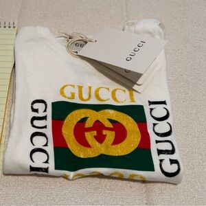 NWT Gucci baby tshirt 12/18 mos